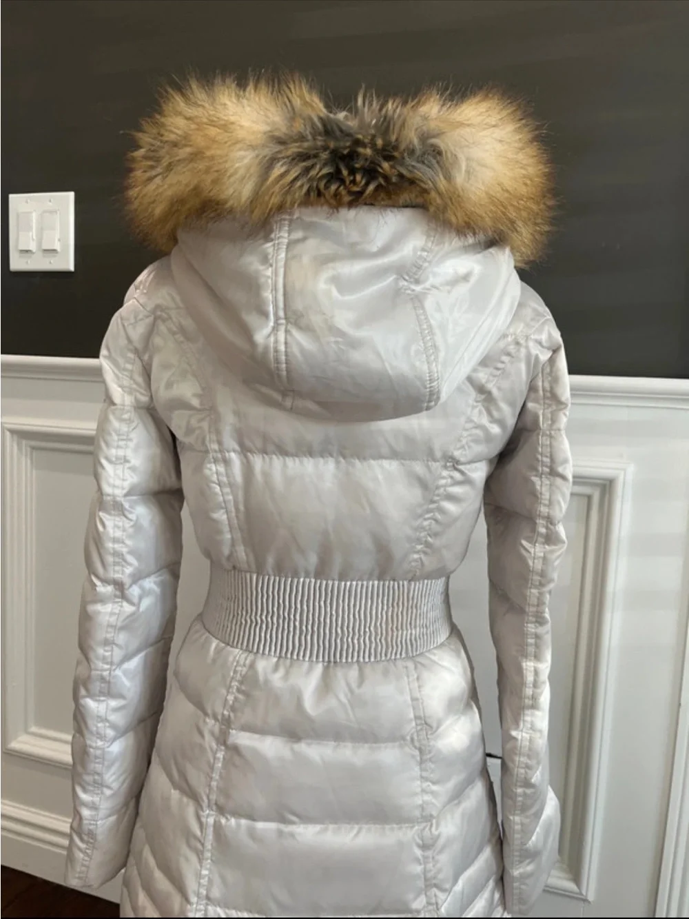 Laundry By Shelli Segal Women's Cream Hooded Belted Puffer with Faux Fur Trim - Picture 5 of 10